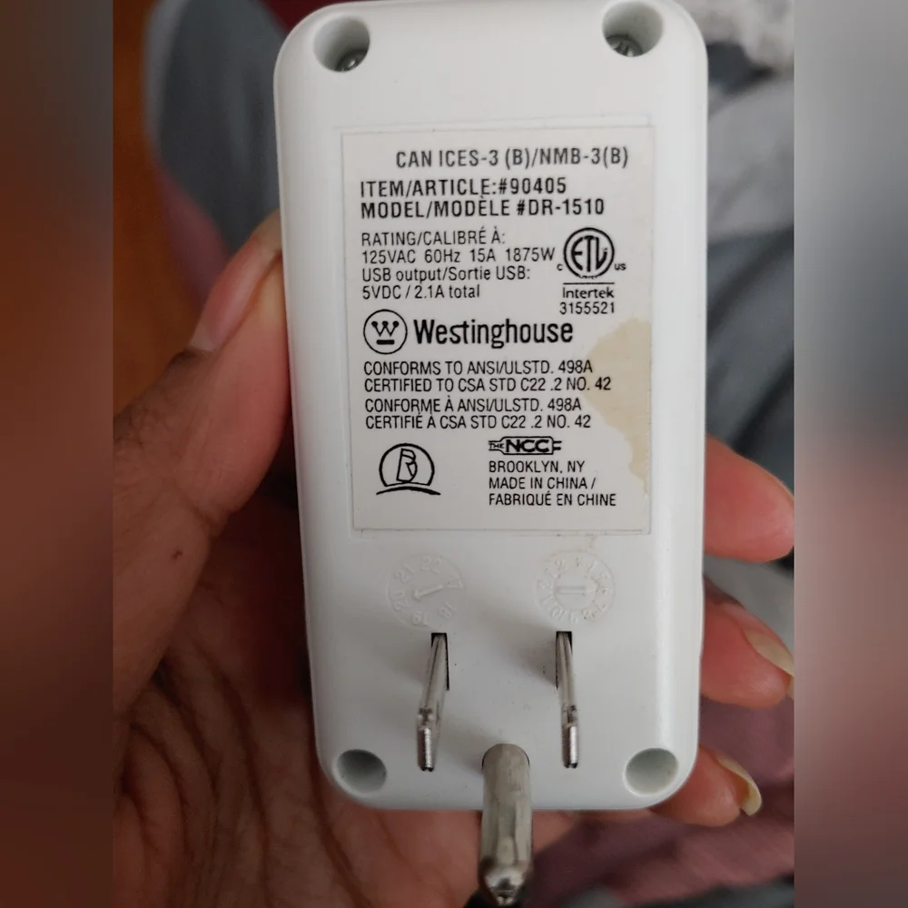 Outlet +USB Charger/Adapter - Picture 4 of 5